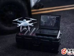 普宙无人机照明灯