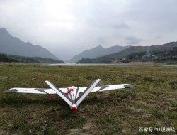 普宙无人机照明灯